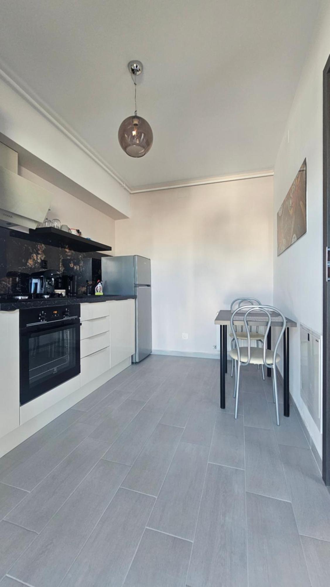 One Fancy Studio Bucharest Luaran gambar