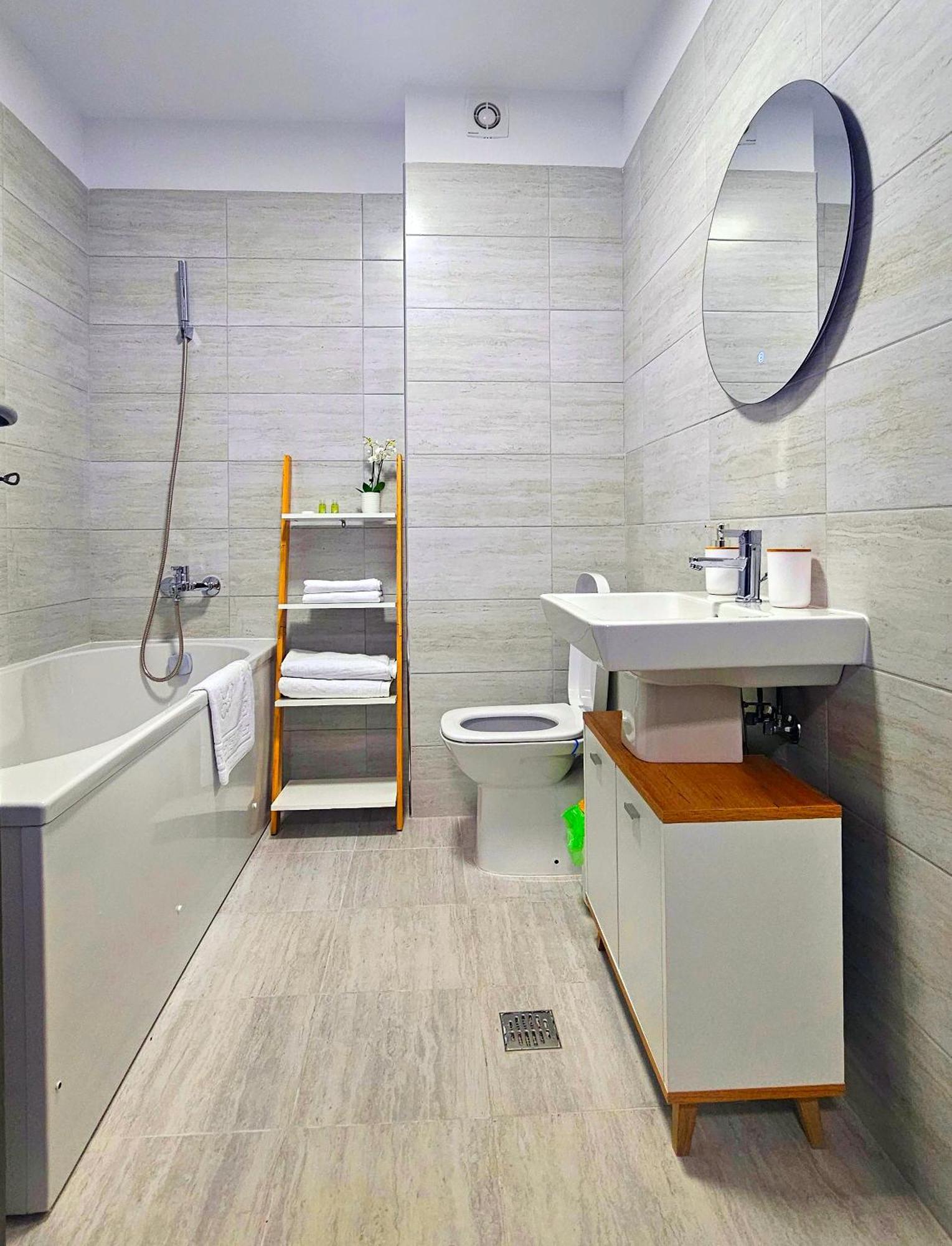 One Fancy Studio Bucharest Luaran gambar