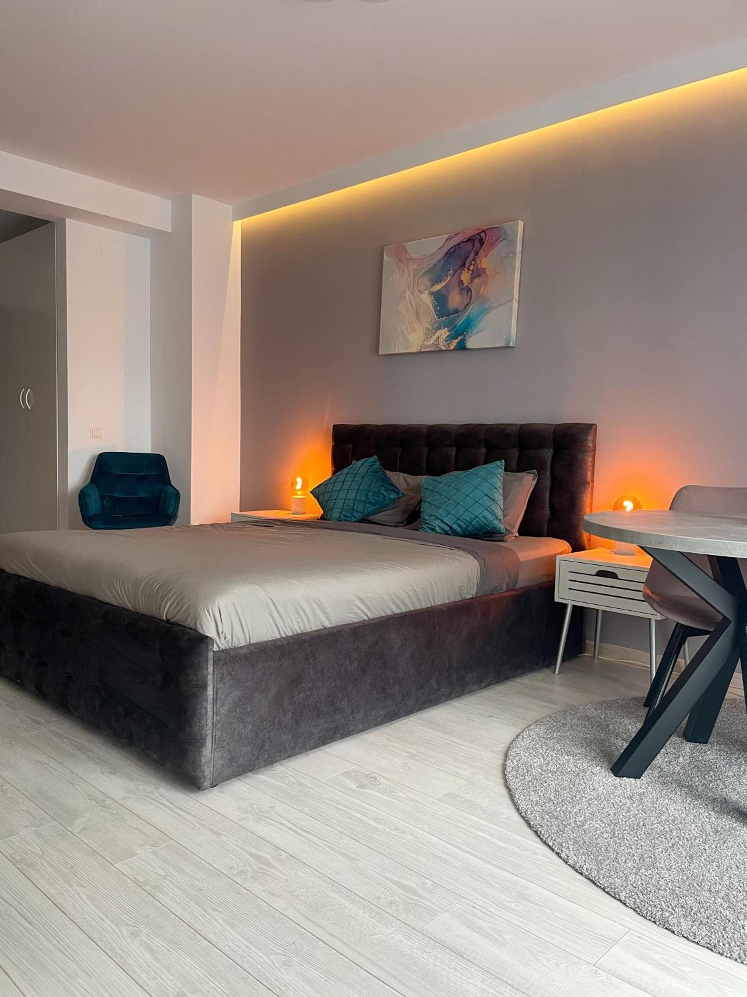One Fancy Studio Bucharest Luaran gambar